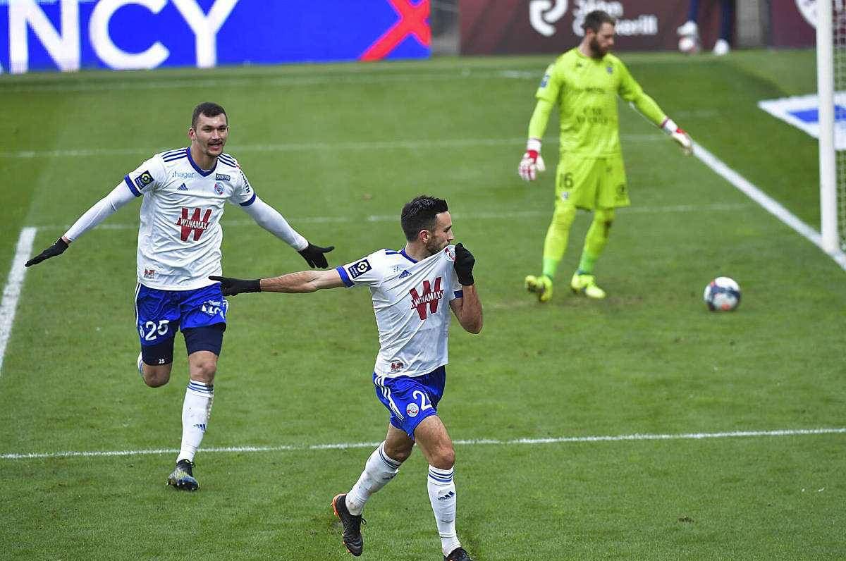 巴黎圣日耳曼力挫对手，取得胜利的简单介绍