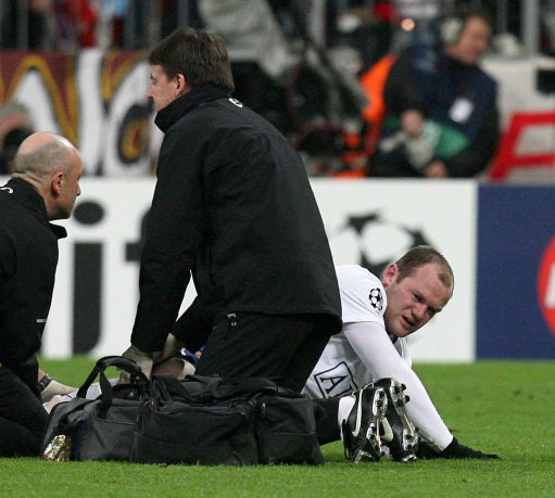 拜仁慕尼黑队医公布伤病名单，球员康复情况良好